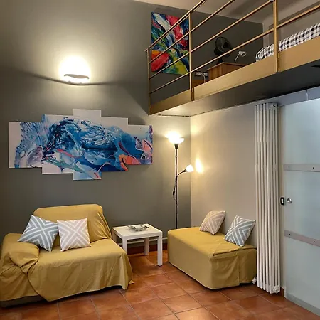 アパート Bicocca Loft ミラノ